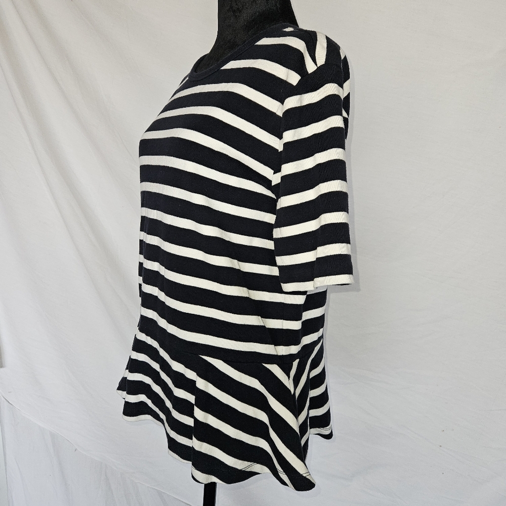 Size XL GAP Navy and White Striped Peplum Women's Top - Picture 2 of 10
